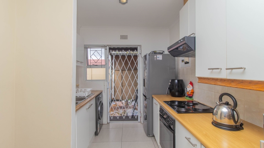 2 Bedroom Property for Sale in Glenwood Western Cape